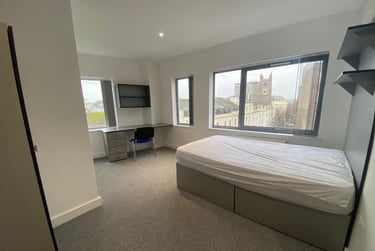 6 bed flat, 10 Kinterbury Street, City Centre, Plymouth, PL12DG - Image 5